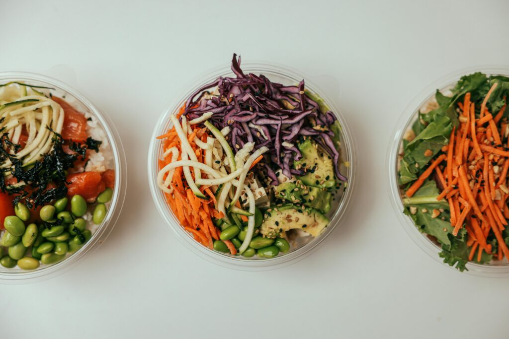 Meal Prep Nedir? Haftalık Yemek Hazırlığı ile Diyeti Kolaylaştırma Sanatı pexels cup of couple 7660437